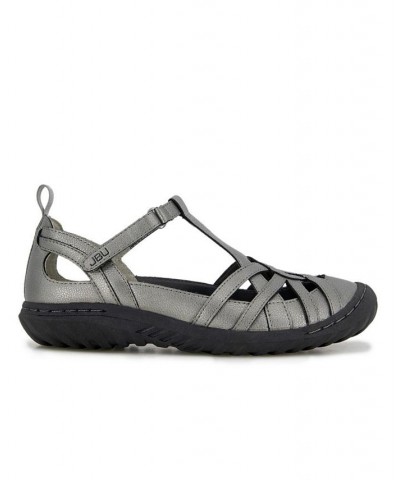 Women's Dove Flat Sandals Gray $35.60 Shoes