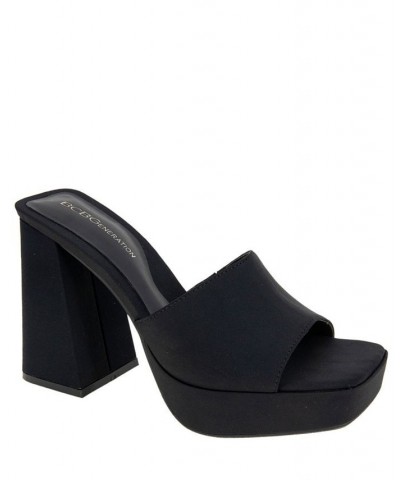 Women's Galixy Slide Platform Sandal Black $50.14 Shoes